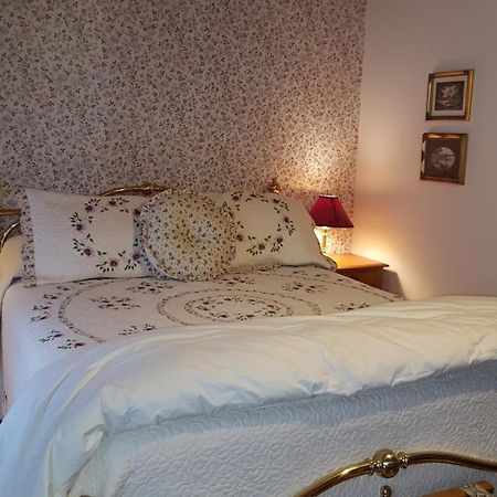 Holidae House Bed & Breakfast Bethel Exteriör bild