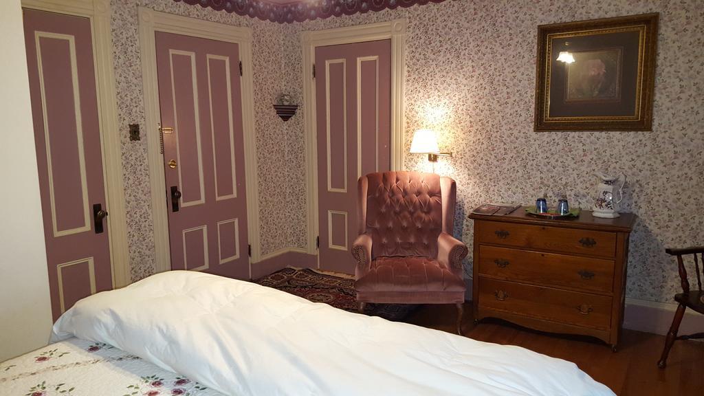Holidae House Bed & Breakfast Bethel Exteriör bild