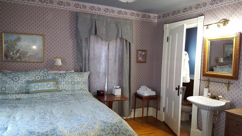Holidae House Bed & Breakfast Bethel Exteriör bild
